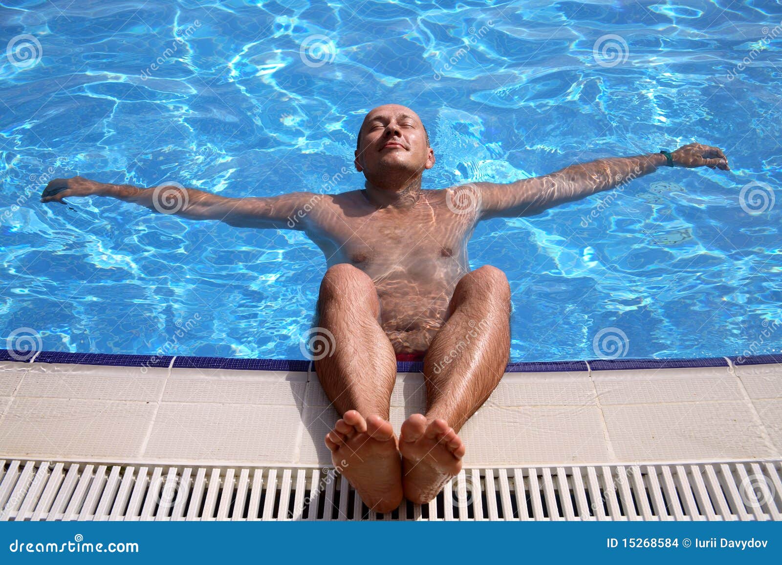 abass moussawi recommends naked men swimming pool pic