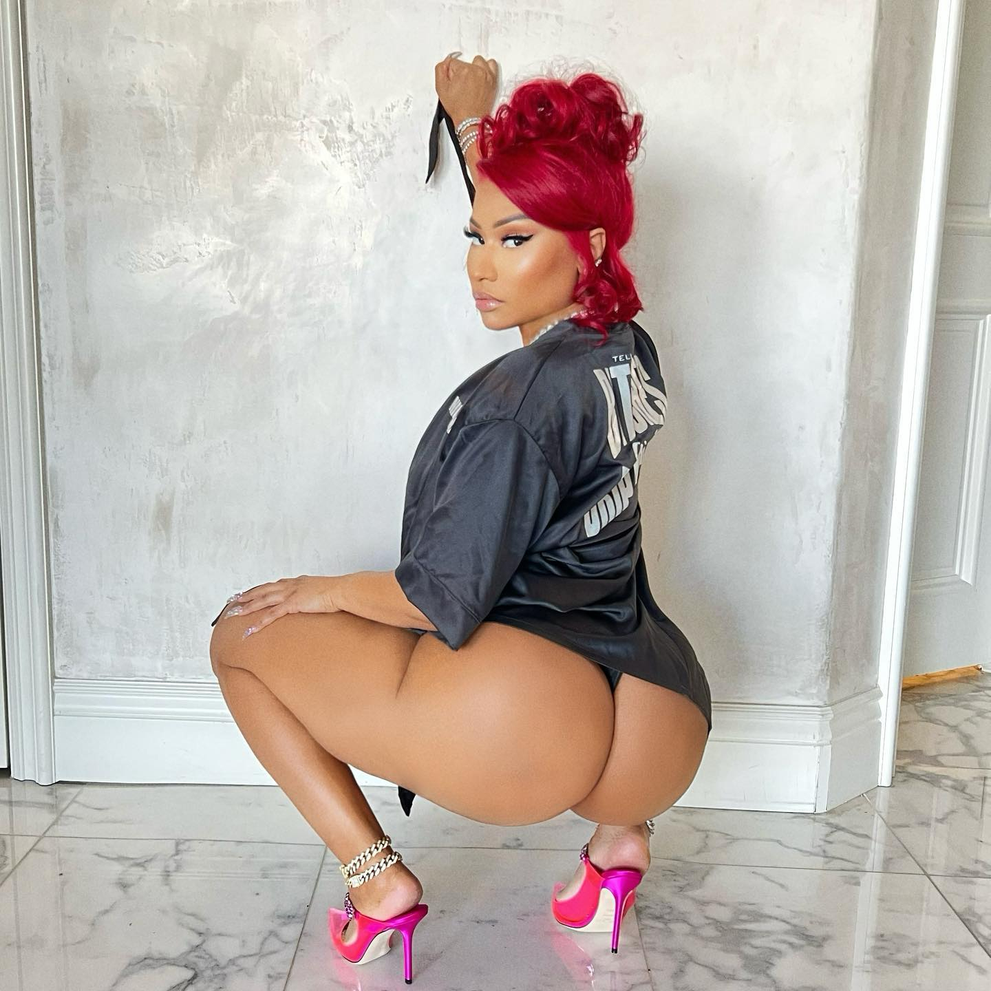 Nicki Minaj Ass Thong pussy kontaktannonser