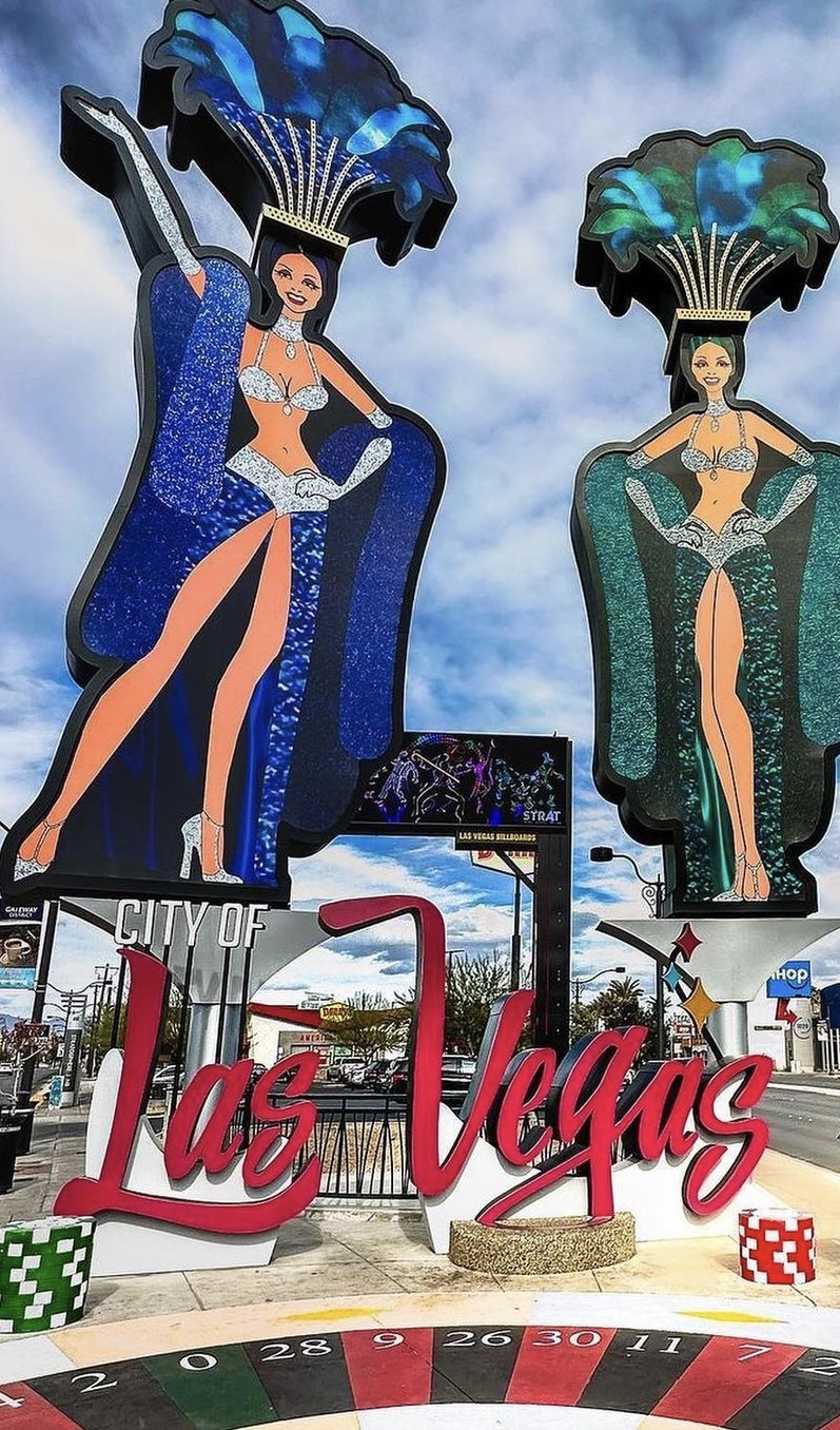 Vegas Showgirl Images louise hentai