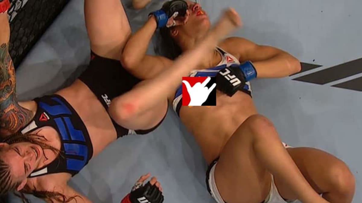 connor finerty recommends Female Fighter Wardrobe Malfunction