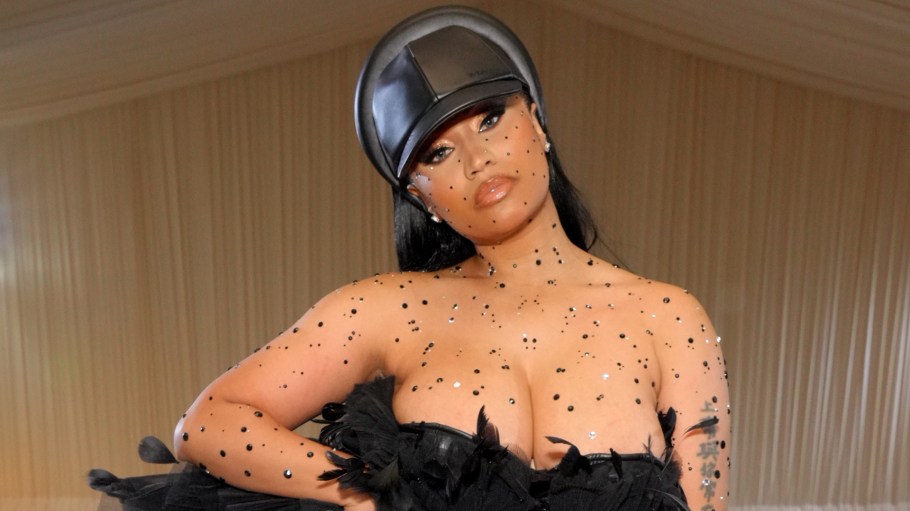 Best of Nicki minaj breast photo