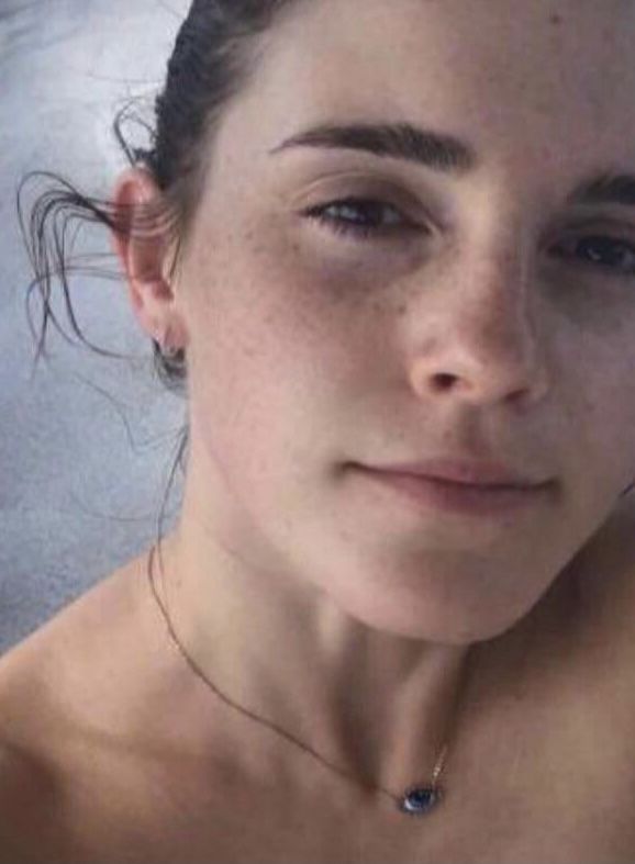 andrew mikkelson recommends reddit emma watson leak pic