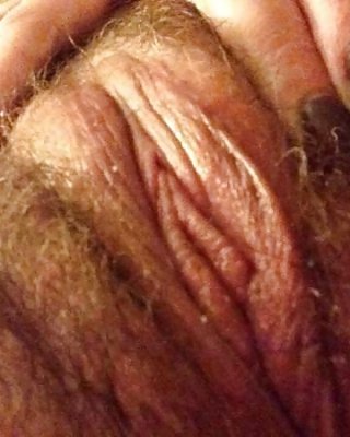 dinah natuto recommends white trash hairy pussy pic