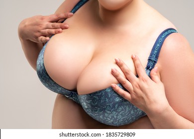 charles sturm recommends Big Boobs Cleavage Pics