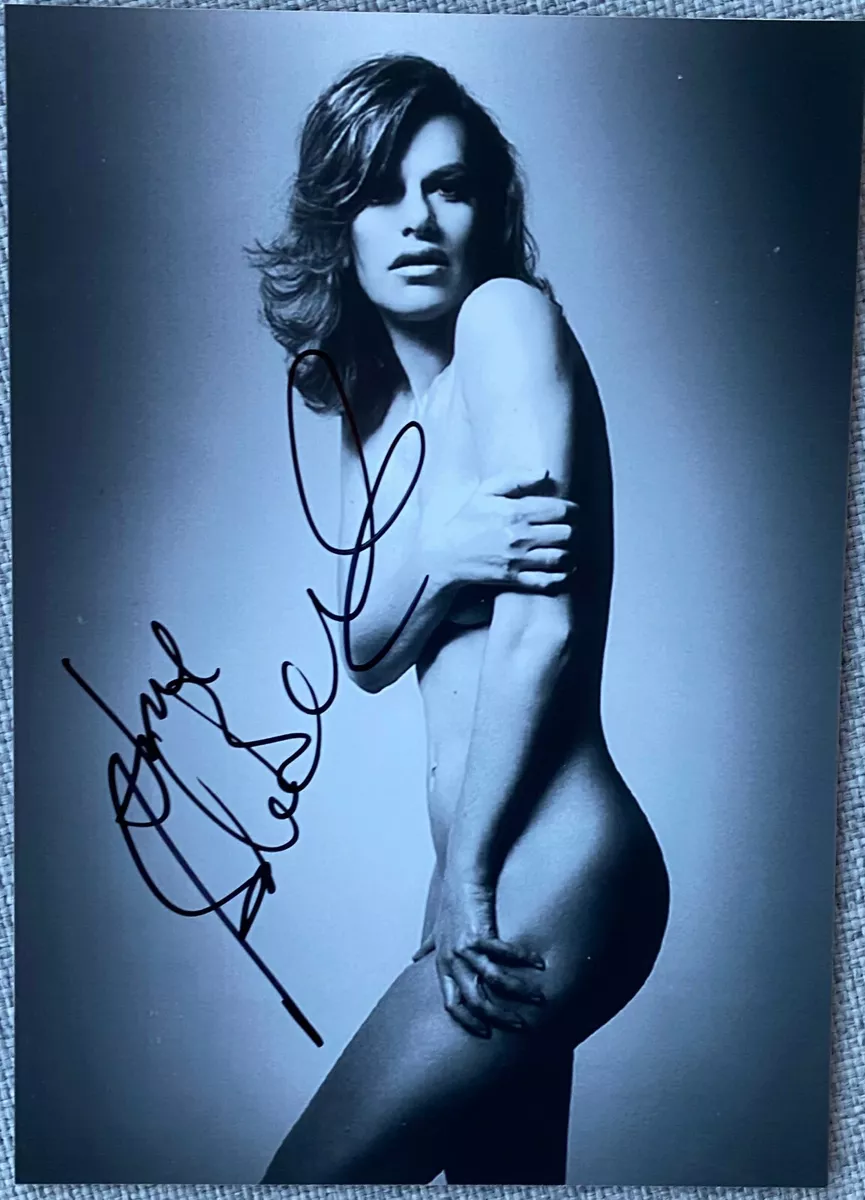 danny valadez recommends Sandra Bernhard Nude