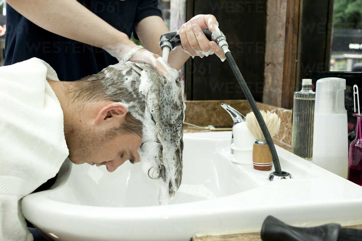 checo cortes share hair washing forward manner photos