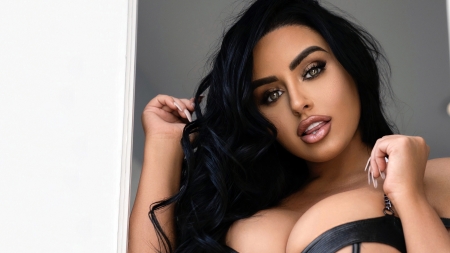 abigail ratchford boobs