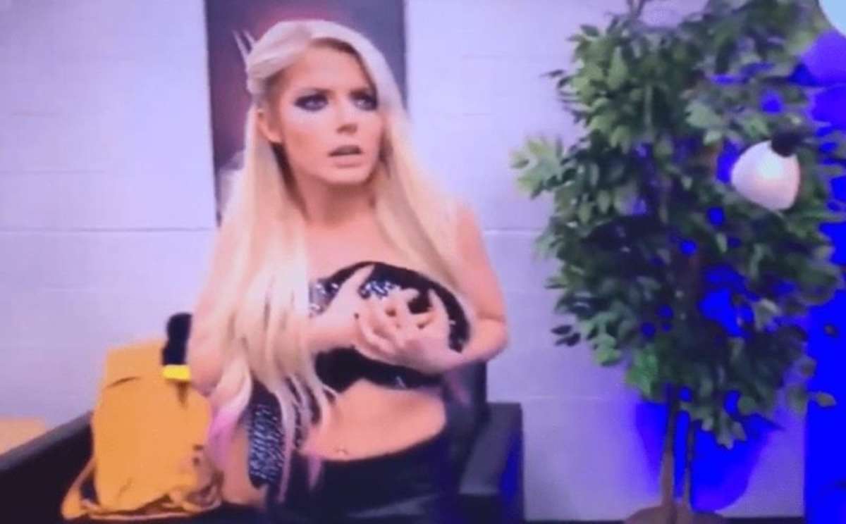 denise hachey recommends Alexa Bliss Nudes