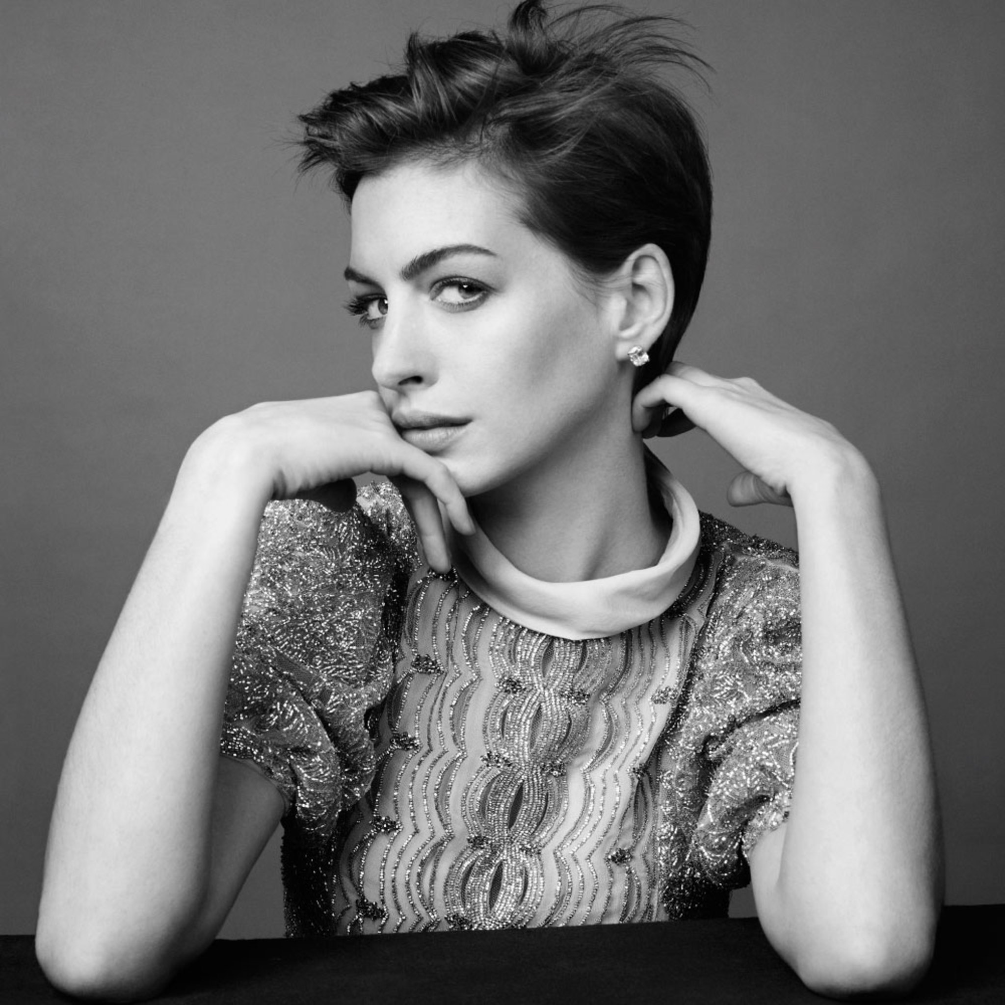 abduollah ismail recommends Anne Hathaway Giving Head