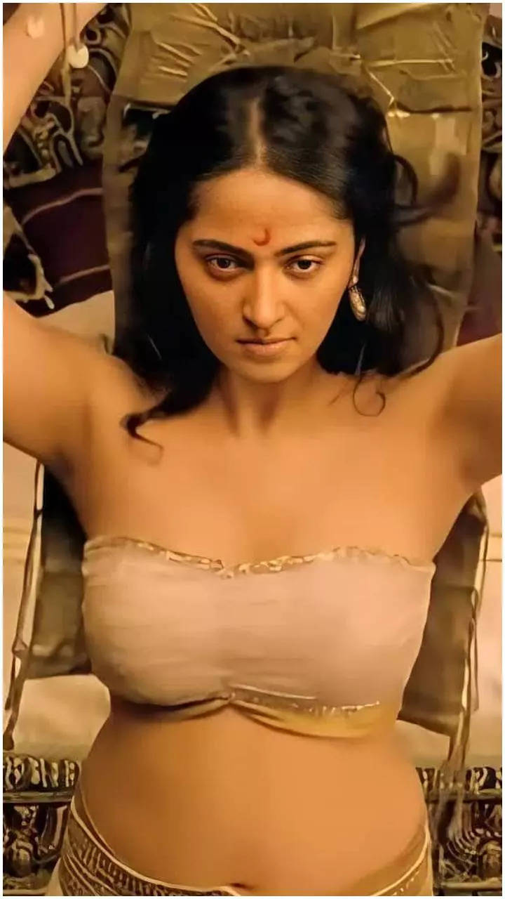 Anushka Shetty Hot Boobs wayne porn