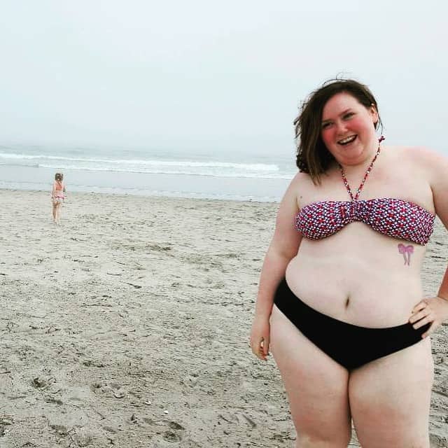Chubby Woman Tumblr fit striptease