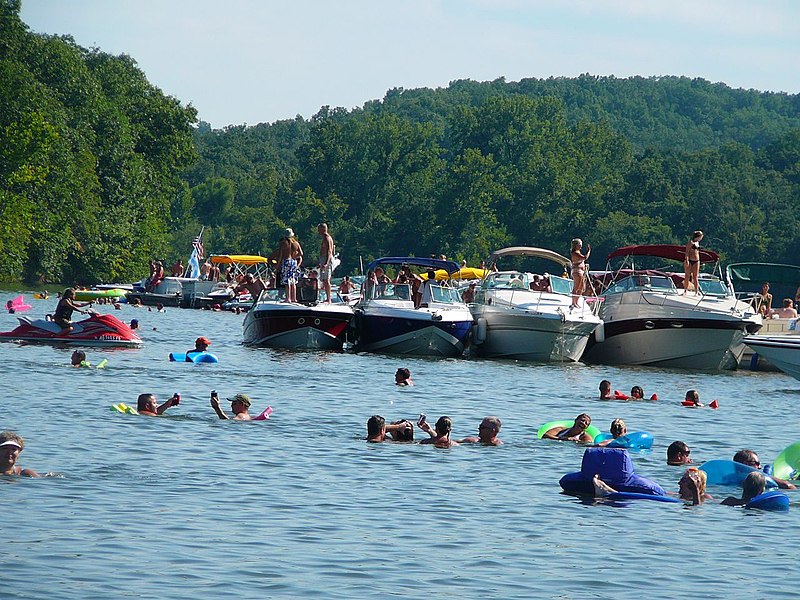 cameron davenport recommends party cove table rock lake pic
