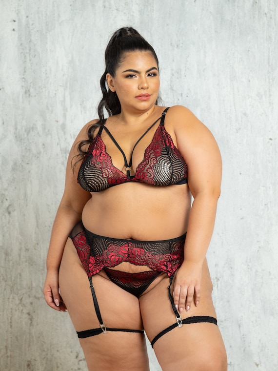 alison delaney recommends Bbw Lingerie Pictures