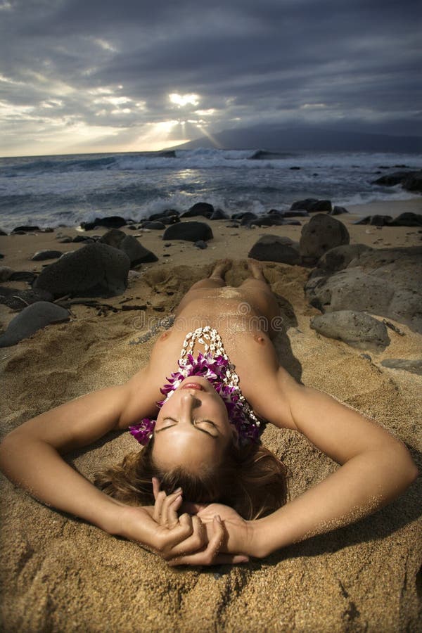 beach person bare hawaii