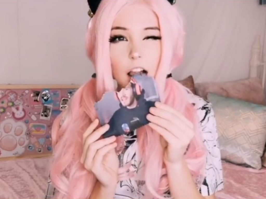 carl woodward recommends Belle Delphine Pussy