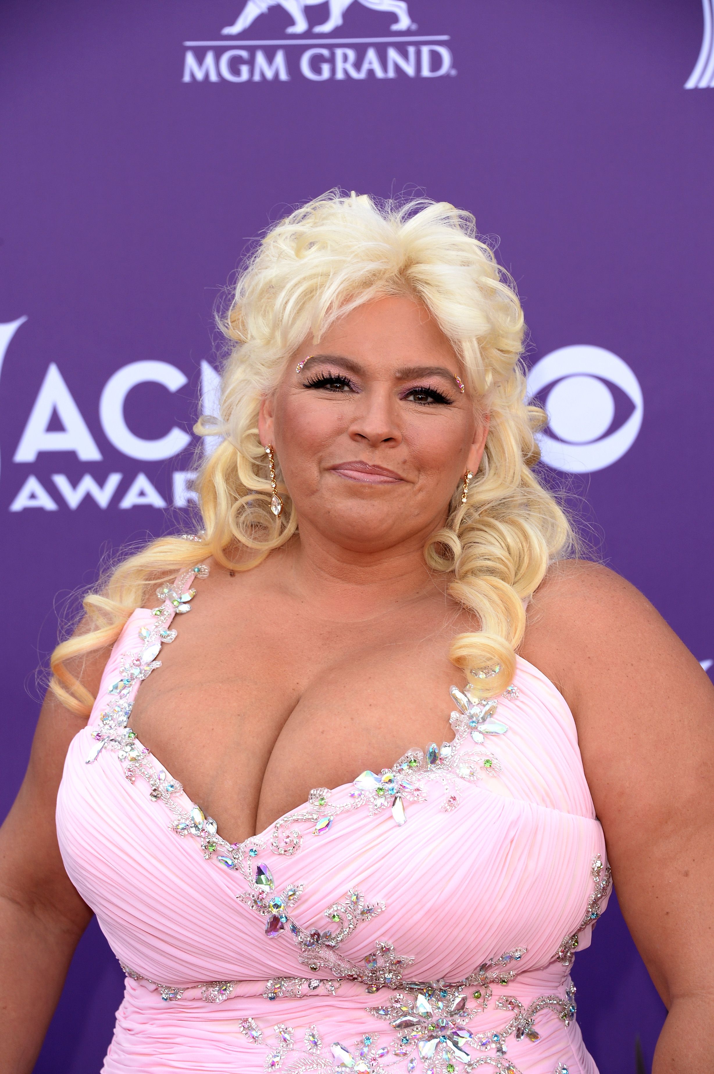 carol cater recommends beth chapman boobs pic