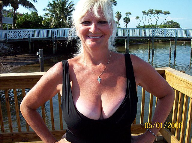 aayesha ali recommends Old Mature Huge Tits