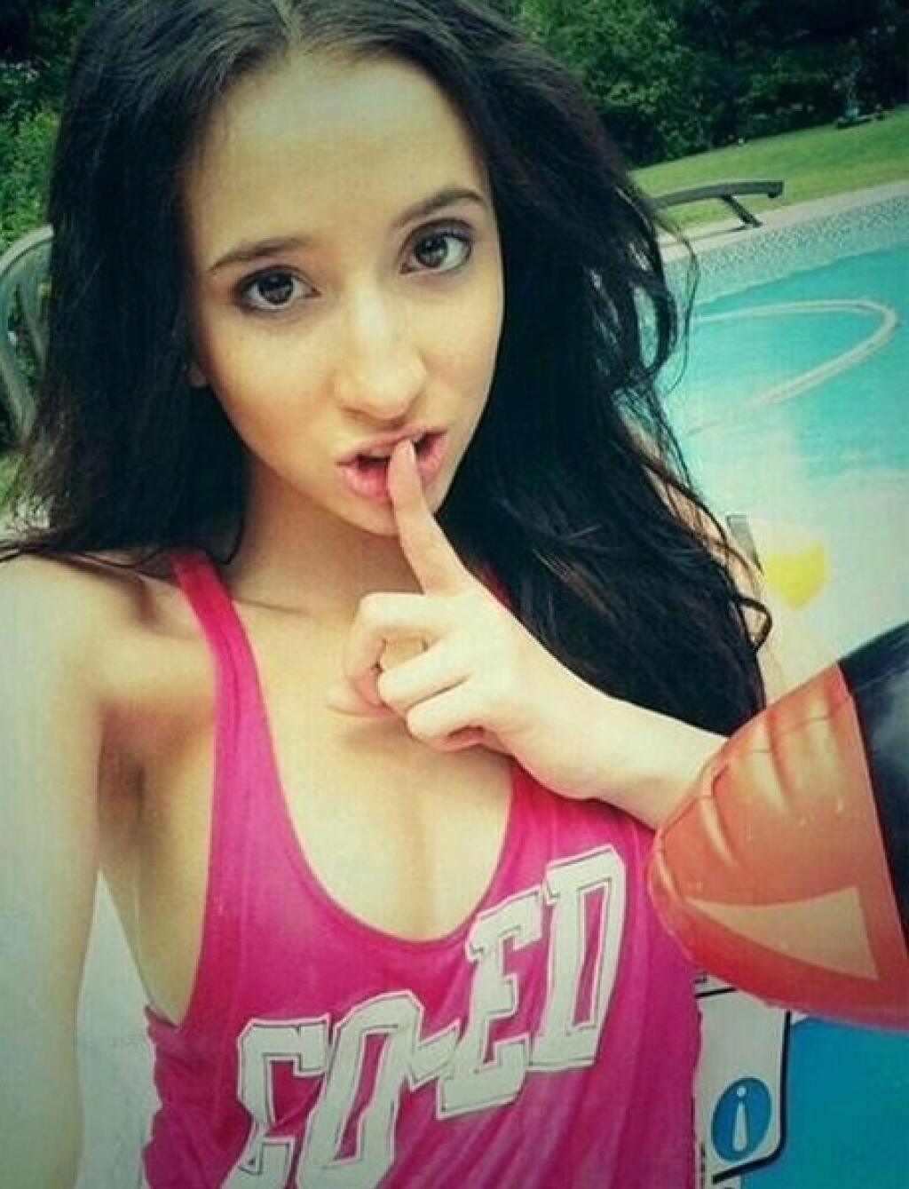 Best of Belle knox selfie