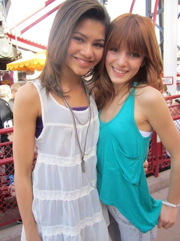 darren lilley add photo zendaya and bella thorne sex