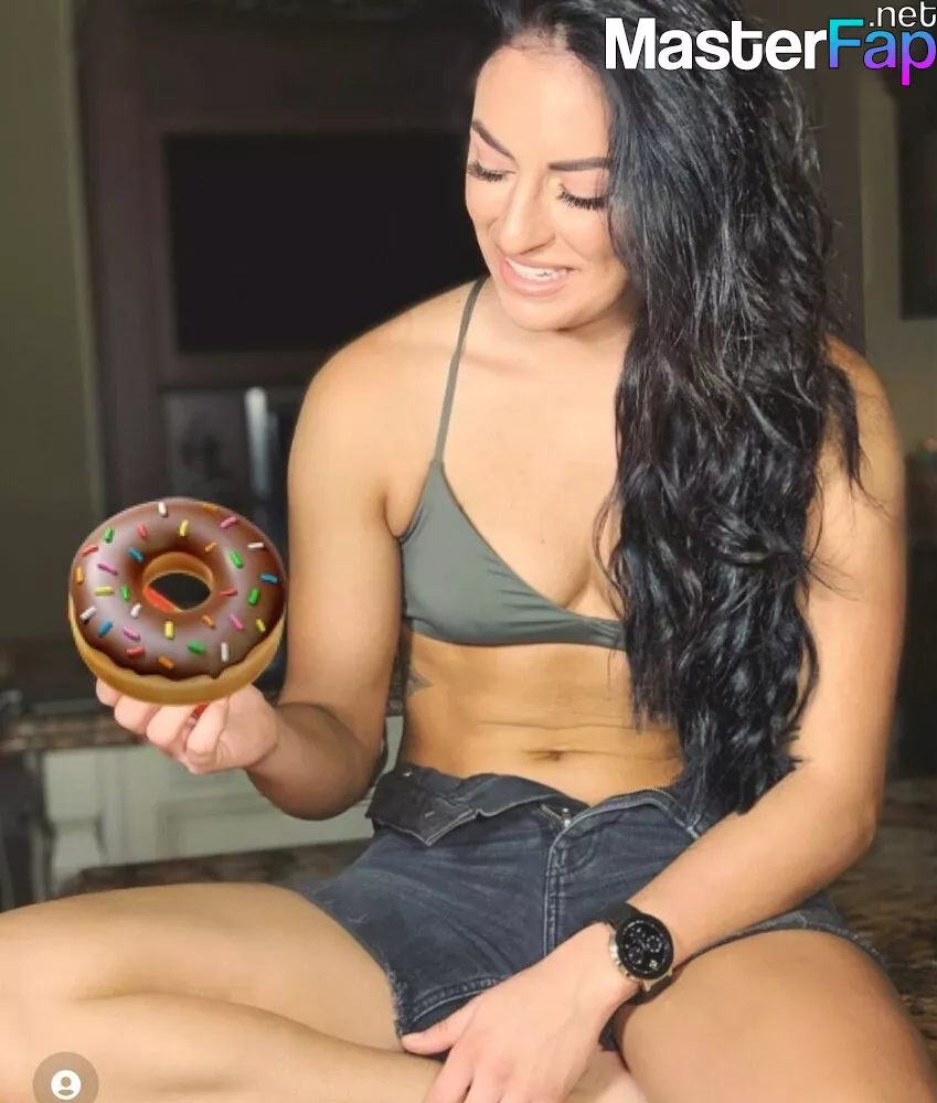 chelsea semple add photo sonya deville topless