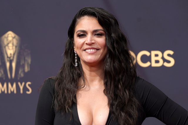 Cecily Strong Sexy Pictures granny pussy