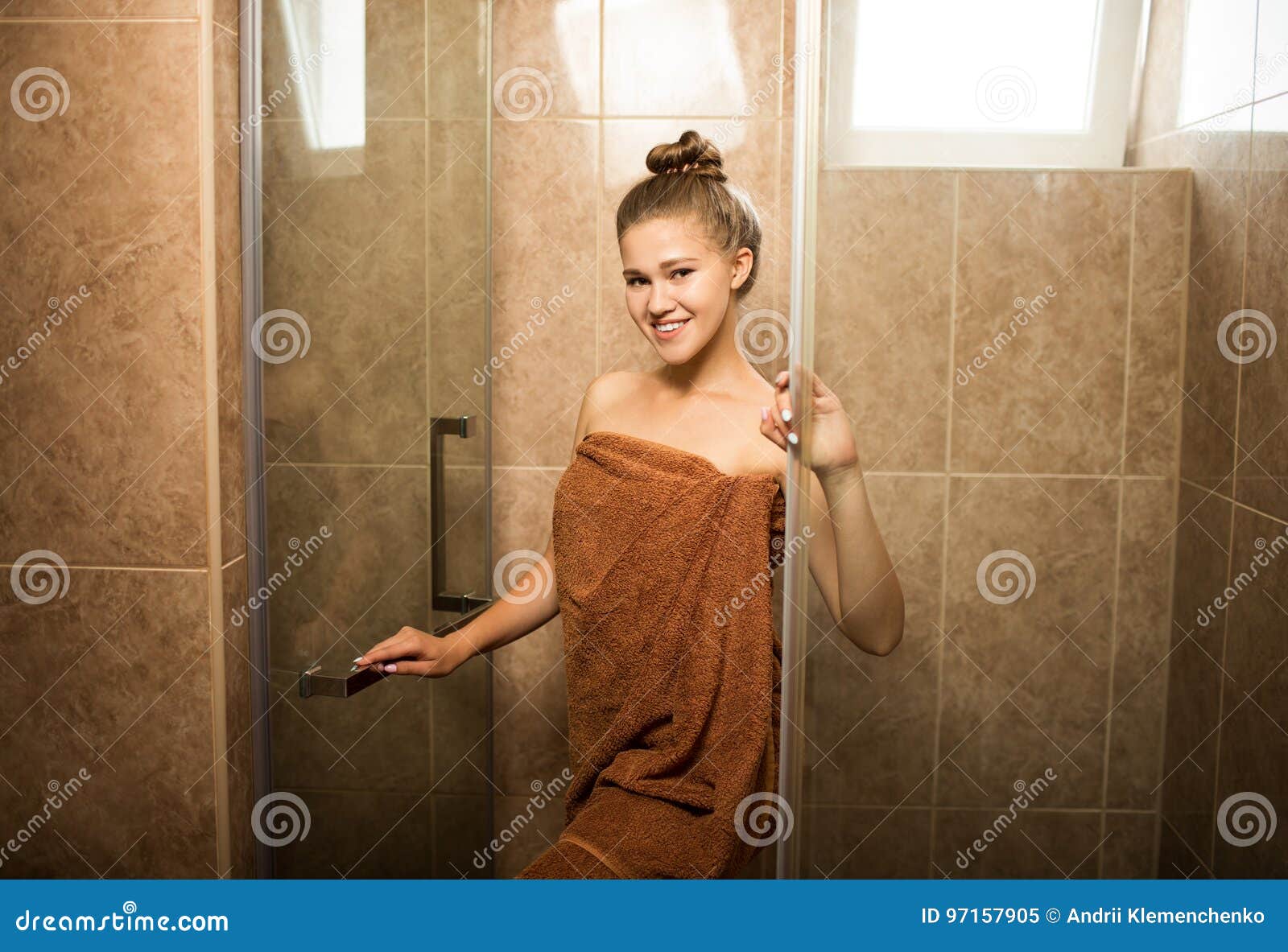 Cute Teen In Shower clips hot