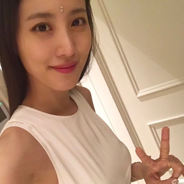 doug arnold recommends claudia kim nude pic