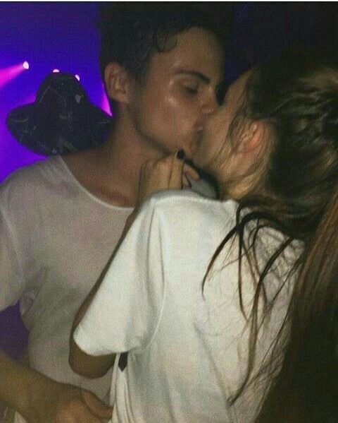 cute tumblr couples kissing