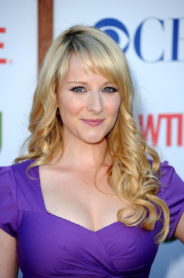 diana popi recommends melissa rauch busty pic