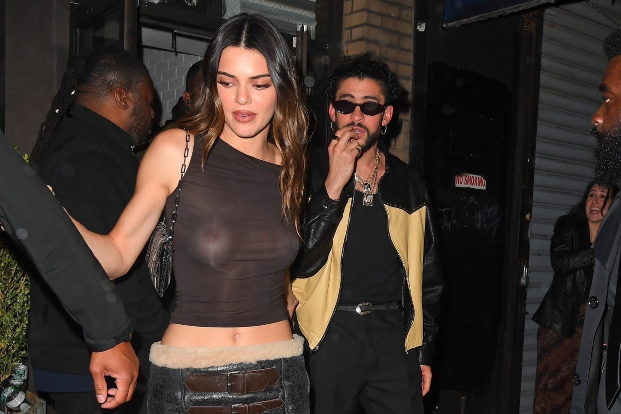alice espina recommends See Thru Tops In Public