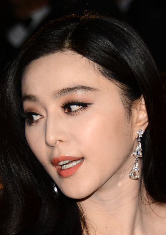 clayton vest recommends fan bing bing naked pic