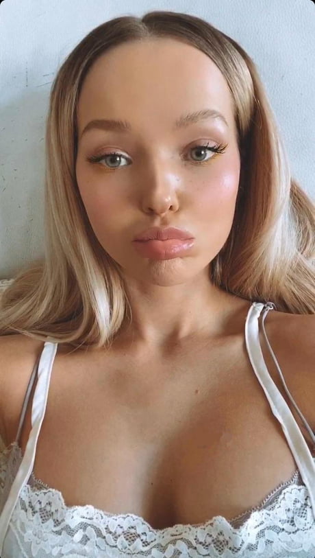 daria bondarenko recommends Dove Cameron Tits