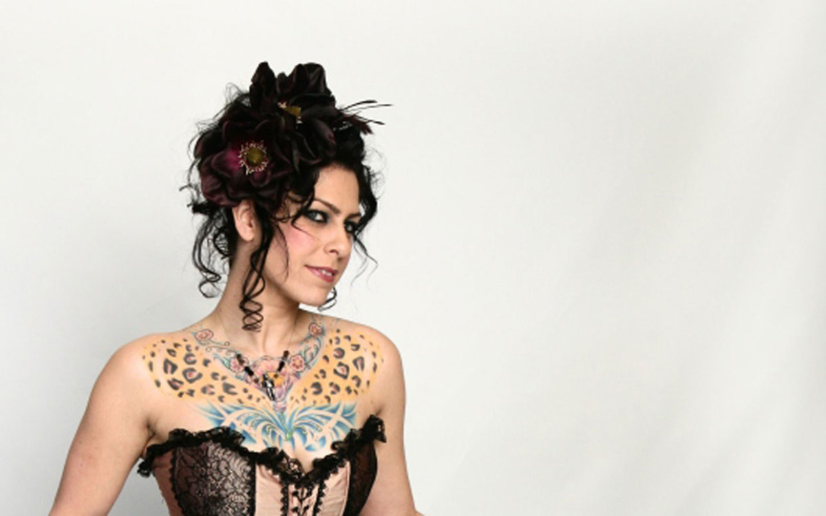 barbara spinney recommends Danielle Colby Cushman Images