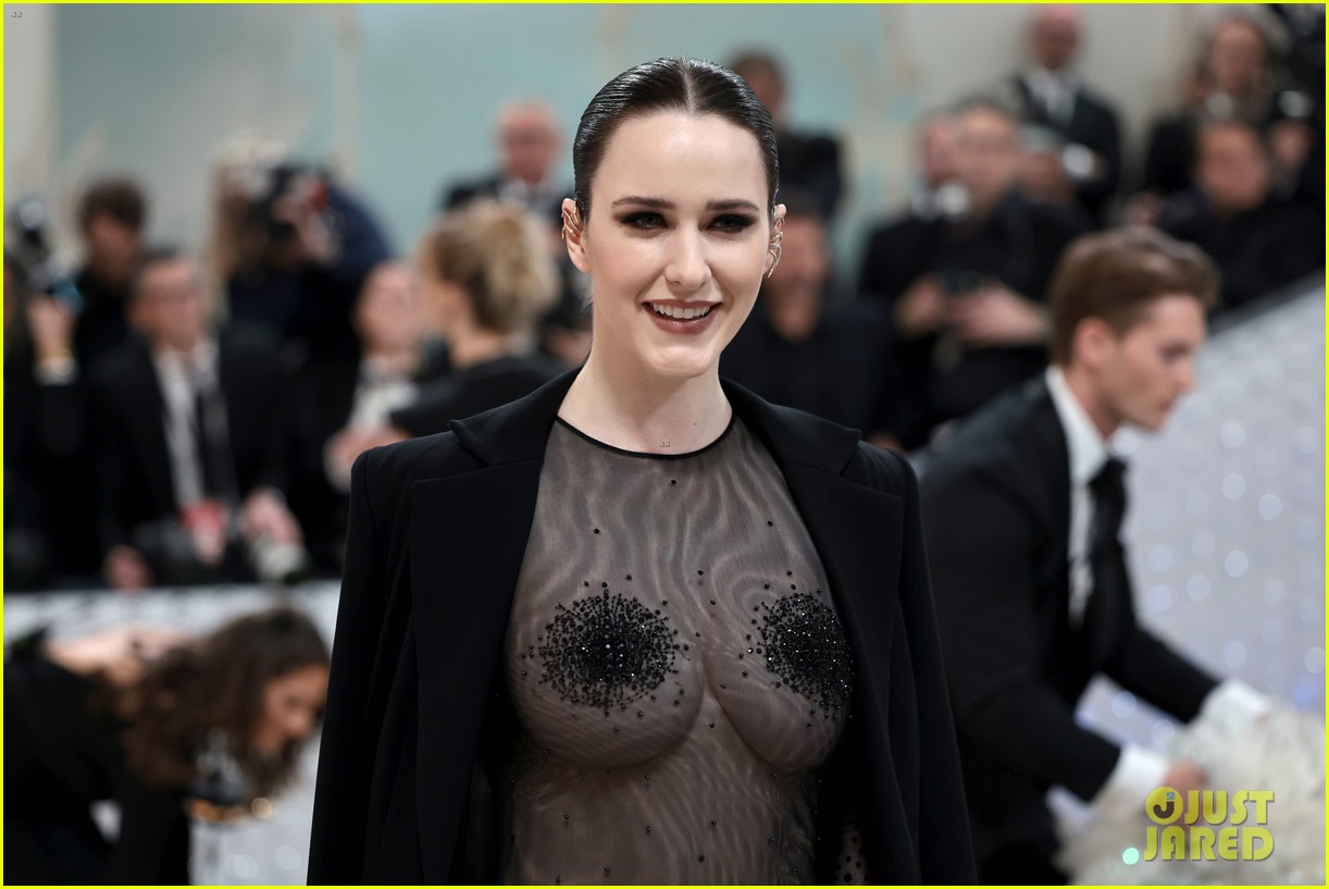 crystal jans recommends rachel brosnahan sexy pic