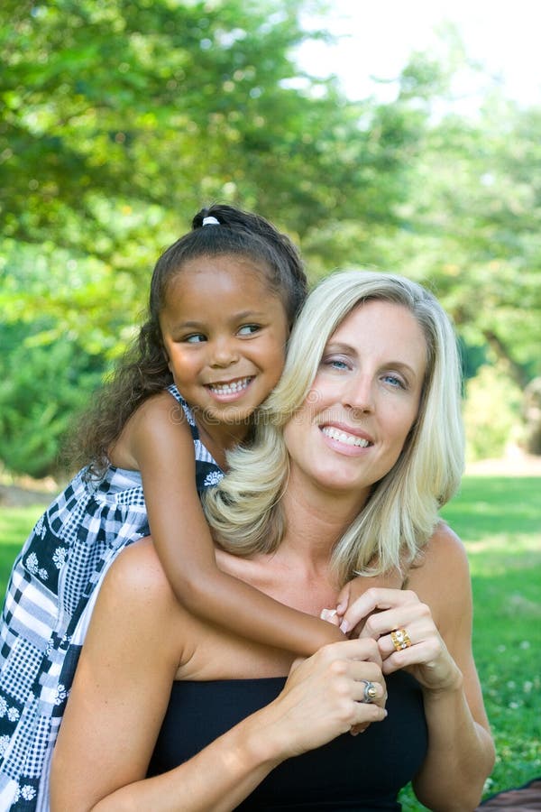 Mother And Daughter Interracial frauen lecken
