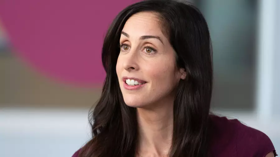 boyd childers recommends Catherine Reitman Surgery