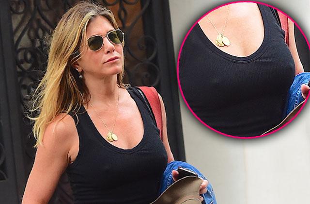 darwin caceres recommends Jennifer Aniston Nipples Showing