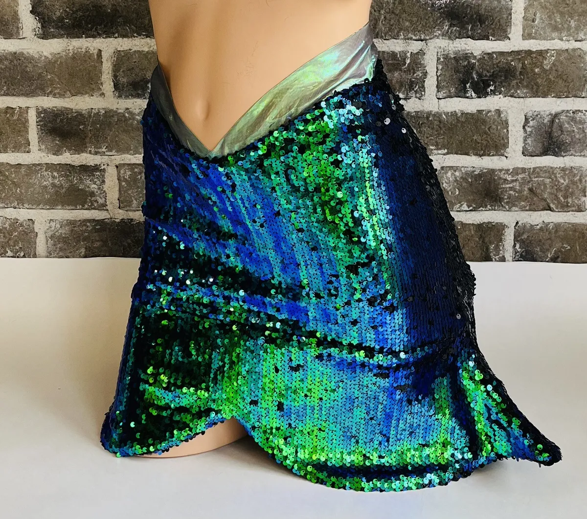 aryono darmawan recommends mermaid short skirt costume pic
