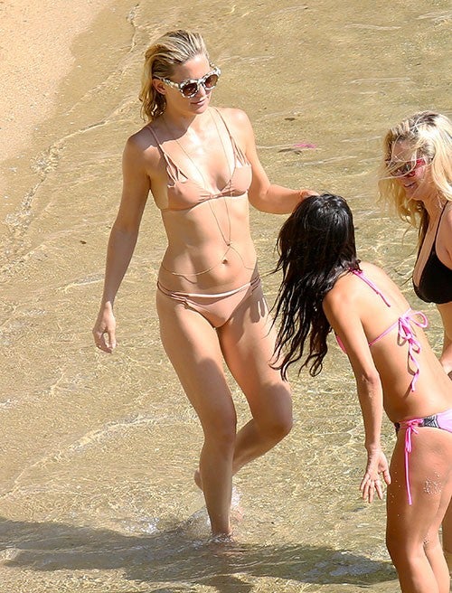 brandi mcdade share girls naked on beaches photos