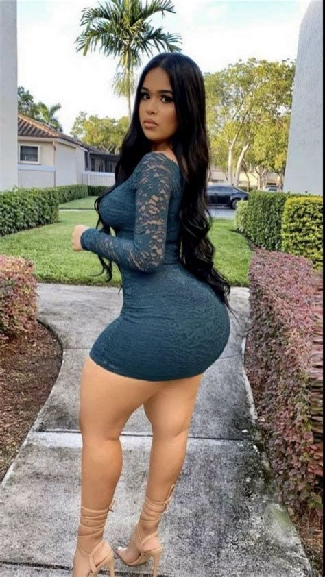 Hot Big Ass Latina being flashed