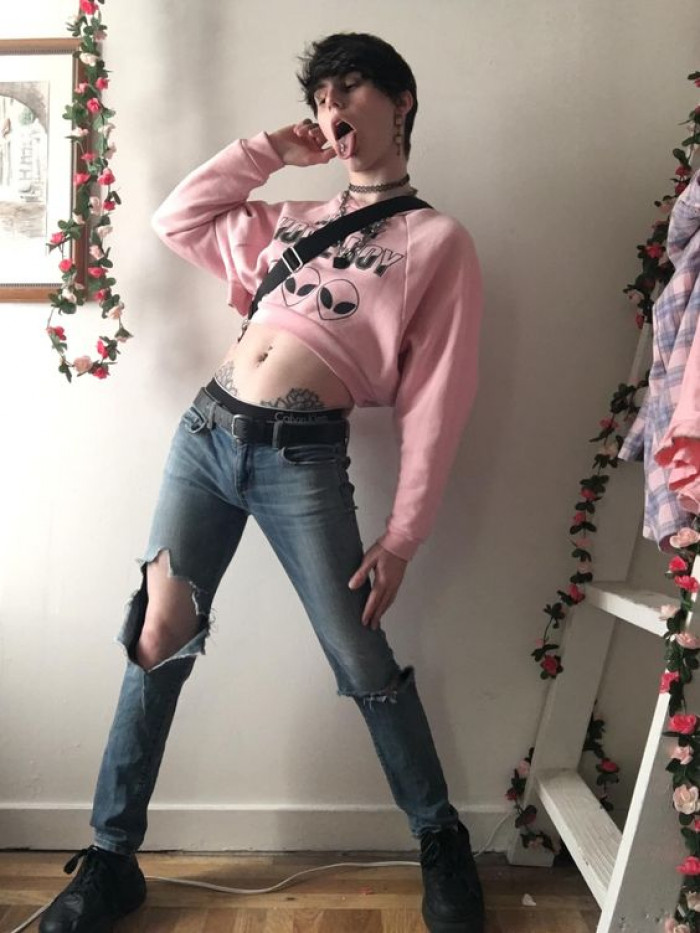 dede jones add how to dress like a femboy photo