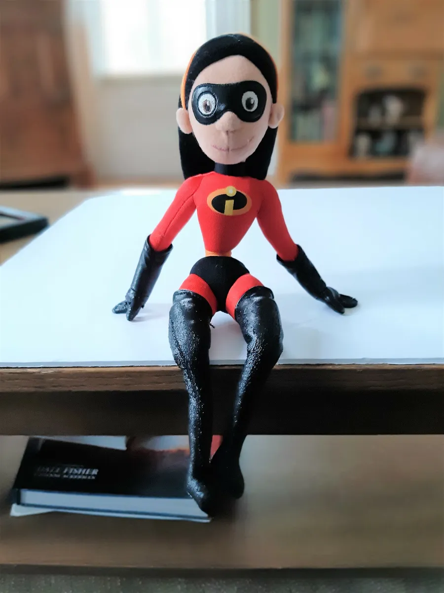 alex rubiano recommends images of violet from the incredibles pic