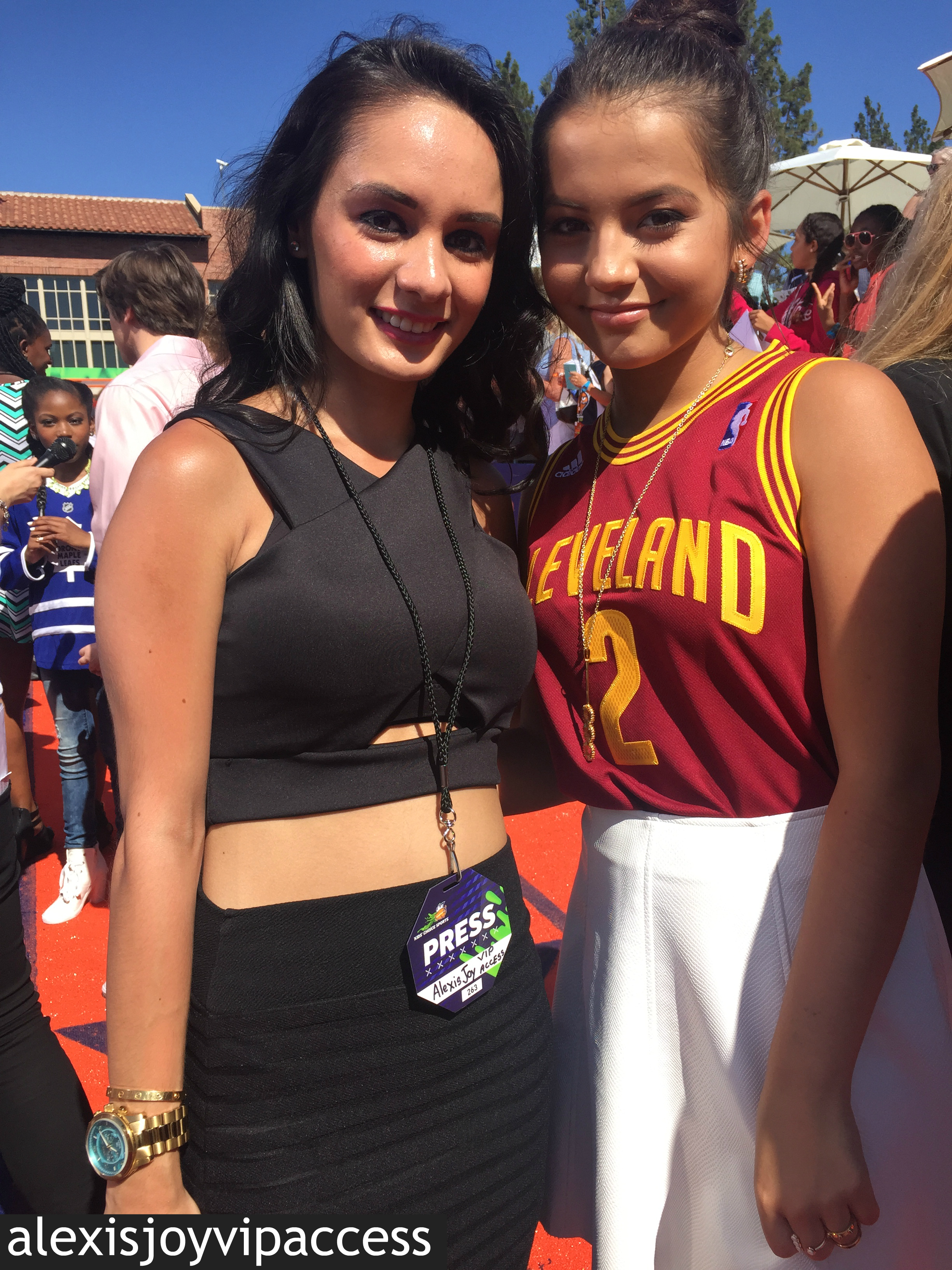 dan griffen add isabela moner xxx photo