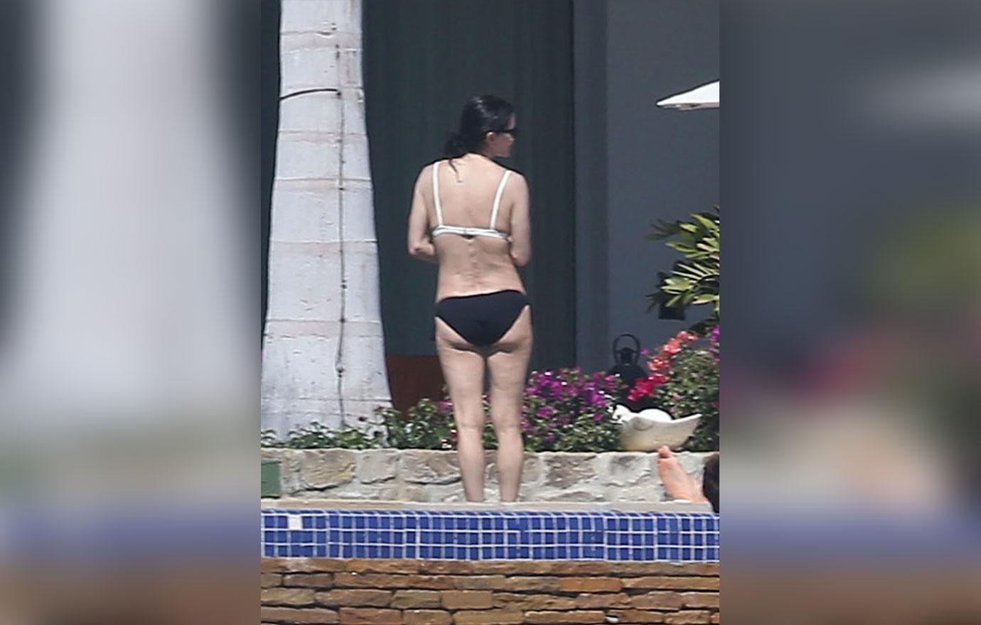 Jennifer Aniston Bikini Butt twerk porn