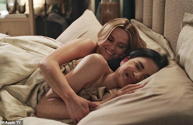 daryl durr recommends Jennifer Aniston Lesbian Scene