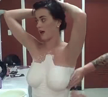 dan kassner recommends Katy Perry Boob Gifs