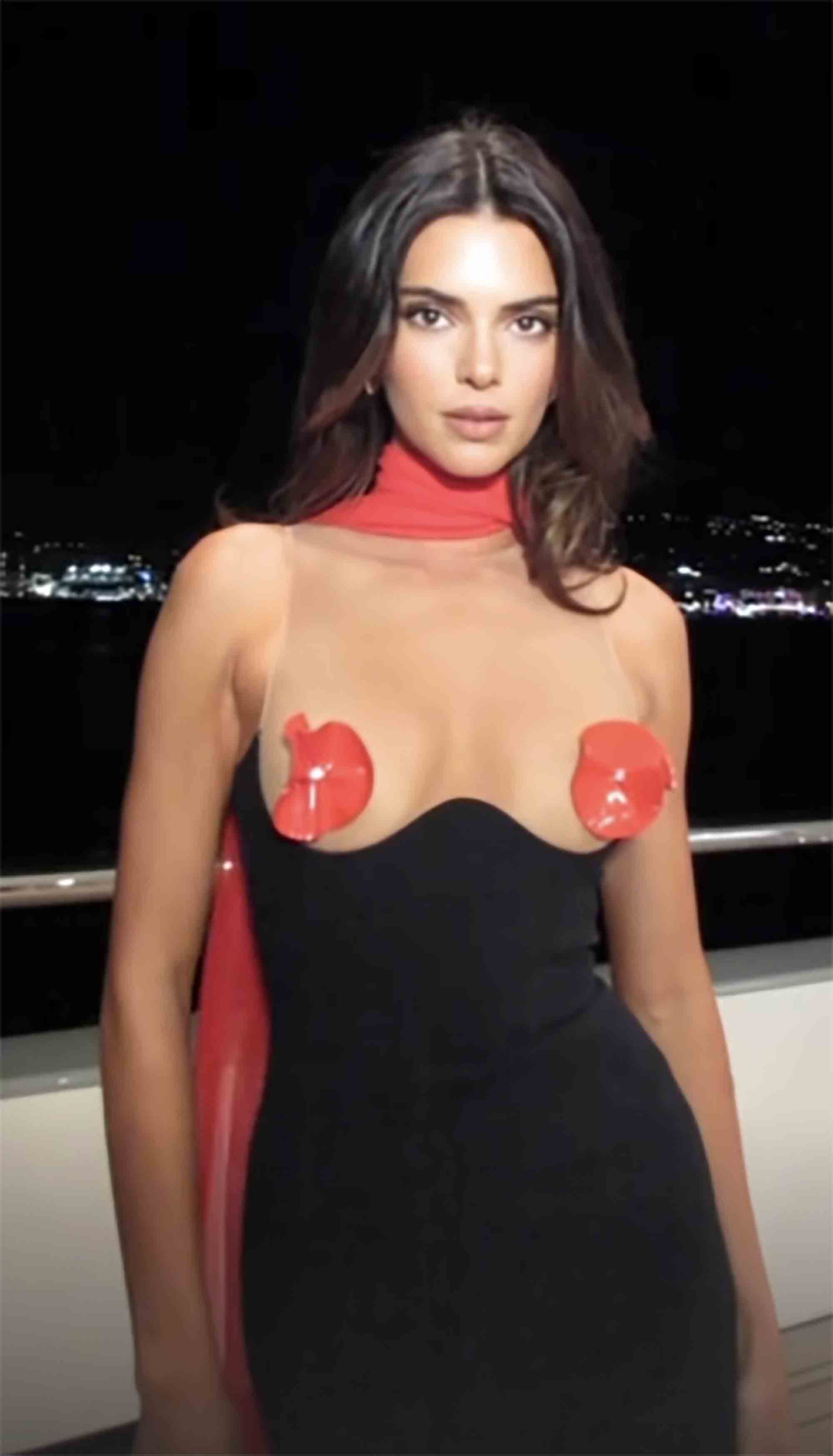 boston harris recommends Kendall Jenner Nippel