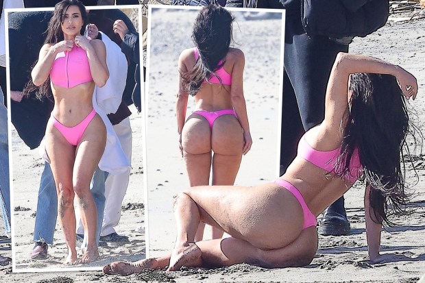 connie whisenhunt recommends Kim Kardashian Butt Bikini