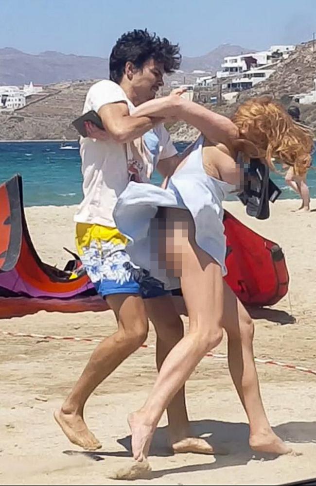 Lindsay Lohan Nude Beach aduilt massages