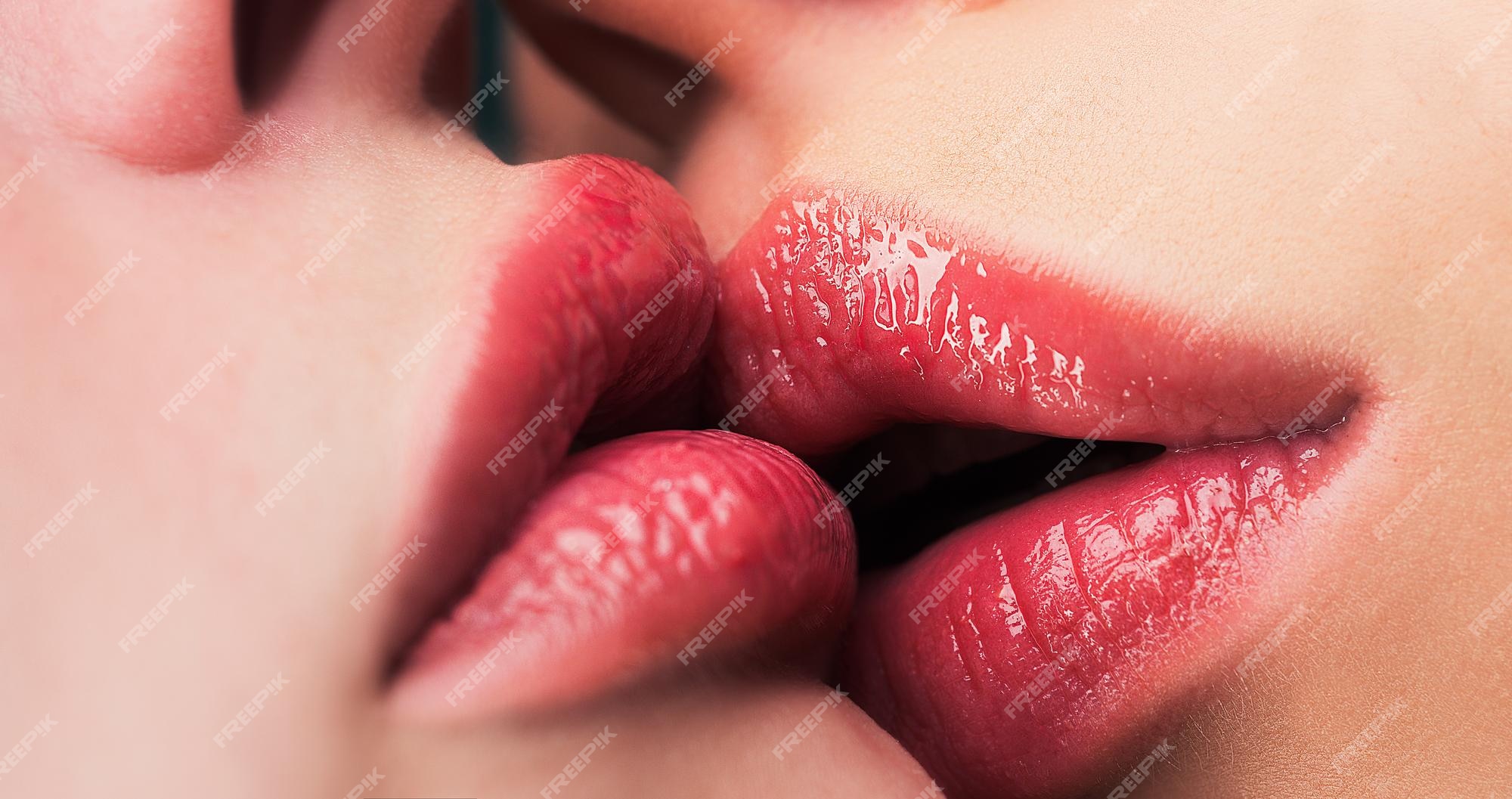 Lipstick Lesbian Nude backing track